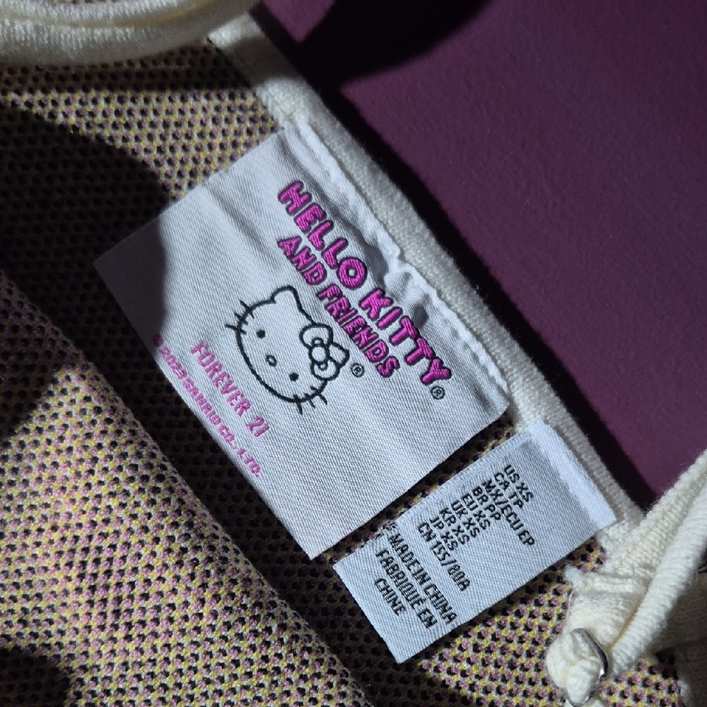Hello Kitty Pink Bandeau with White Trim - Picture 3 of 5